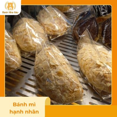 Bánh Mì Hạnh Nhân