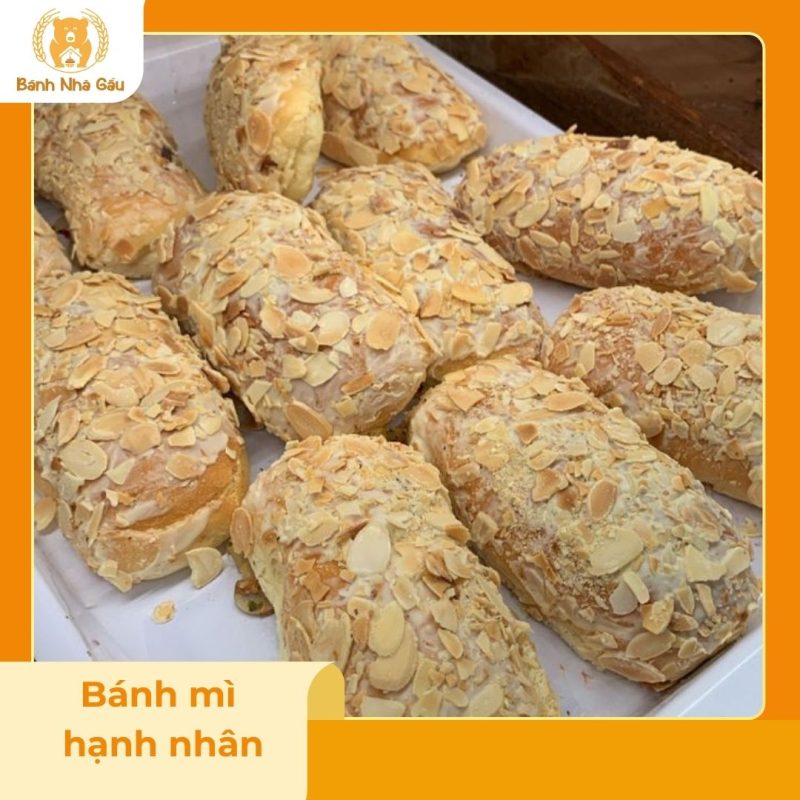 Bánh Mì Hạnh Nhân