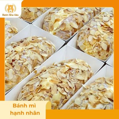 Bánh Mì Hạnh Nhân