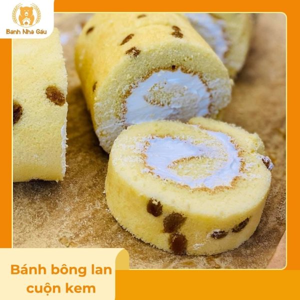 Bánh Bông Lan Cuộn Kem