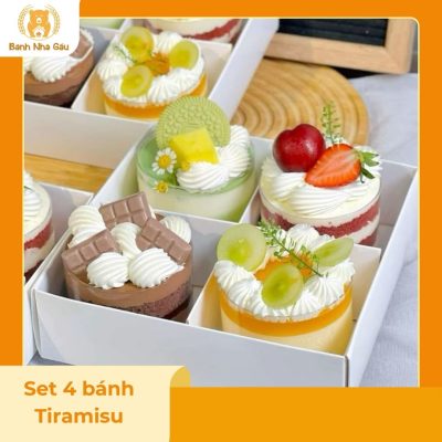 set 4 cái bánh